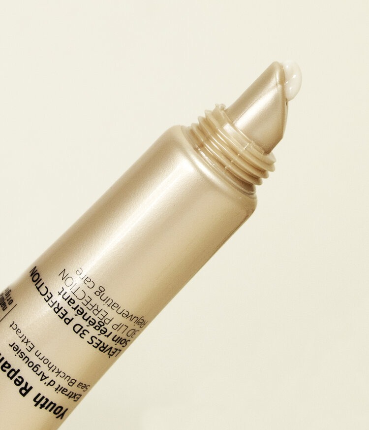 Youth Repair 3D huultele täidlust lisav, toitev ja hooldav huulekreem 15ml - Image 2