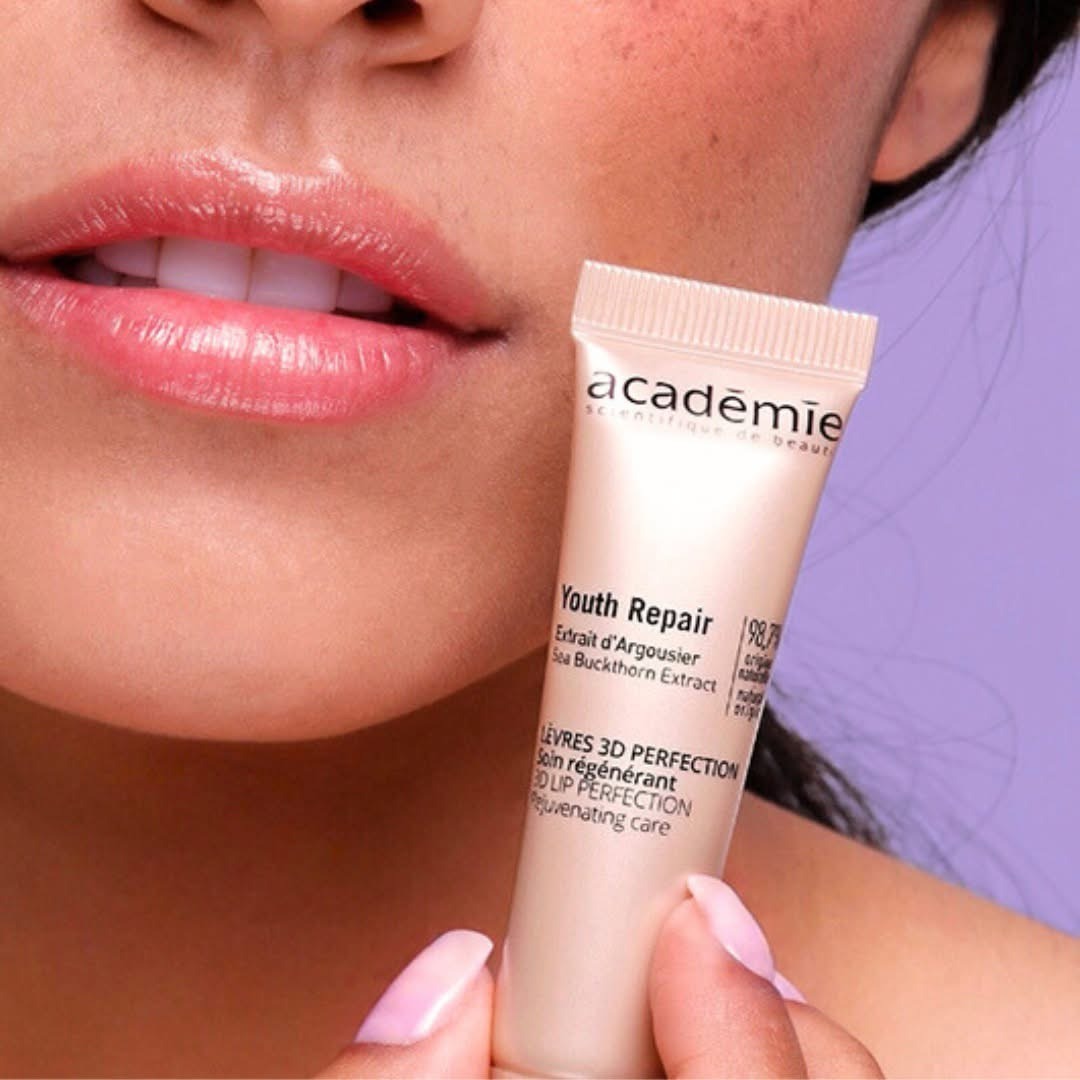 Youth Repair 3D huultele täidlust lisav, toitev ja hooldav huulekreem 15ml - Image 3